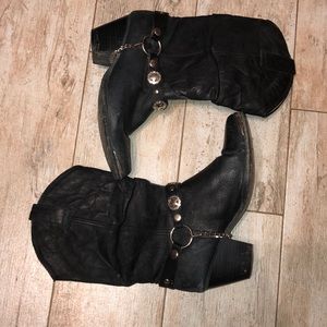 Black western boots